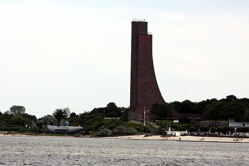 Seenotrettungskreuzer Berlin 012