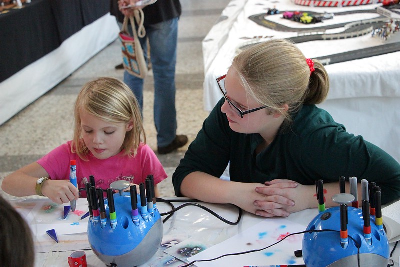 Gymnasium Lohne Vereinsausstellung 2014 ( 82) Gymnasium Lohne Vereinsausstellung 2014 ( 82)