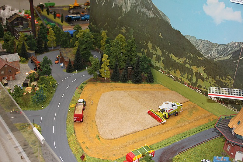 Lohne Gymnasium 2012 Vereinsausstellung Modellbau-Freunde-Lohne 187 Lohne Gymnasium 2012 Vereinsausstellung Modellbau-Freunde-Lohne 187