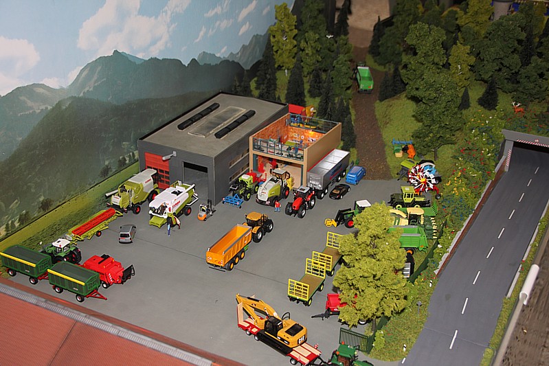 Lohne Gymnasium 2012 Vereinsausstellung Modellbau-Freunde-Lohne 188 Lohne Gymnasium 2012 Vereinsausstellung Modellbau-Freunde-Lohne 188