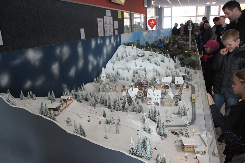 Lohne Gymnasium 2012 Vereinsausstellung Modellbau-Freunde-Lohne 280 Lohne Gymnasium 2012 Vereinsausstellung Modellbau-Freunde-Lohne 280